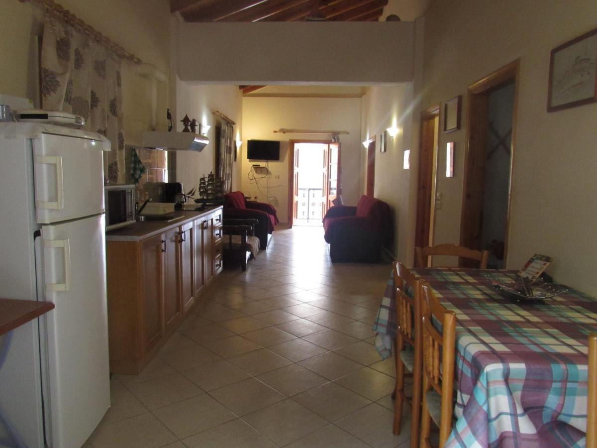 Chryssa Appartement Symi